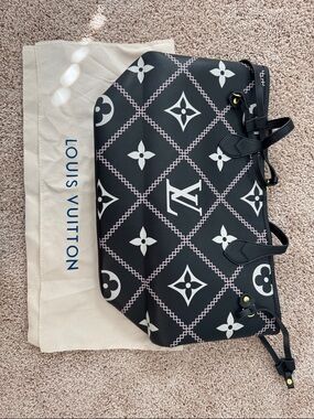 Louis Vuitton Black and White Monogram Shoulder Bag